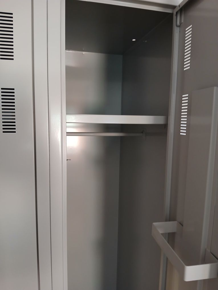 Cacifo metal c/ dois compartimentos
