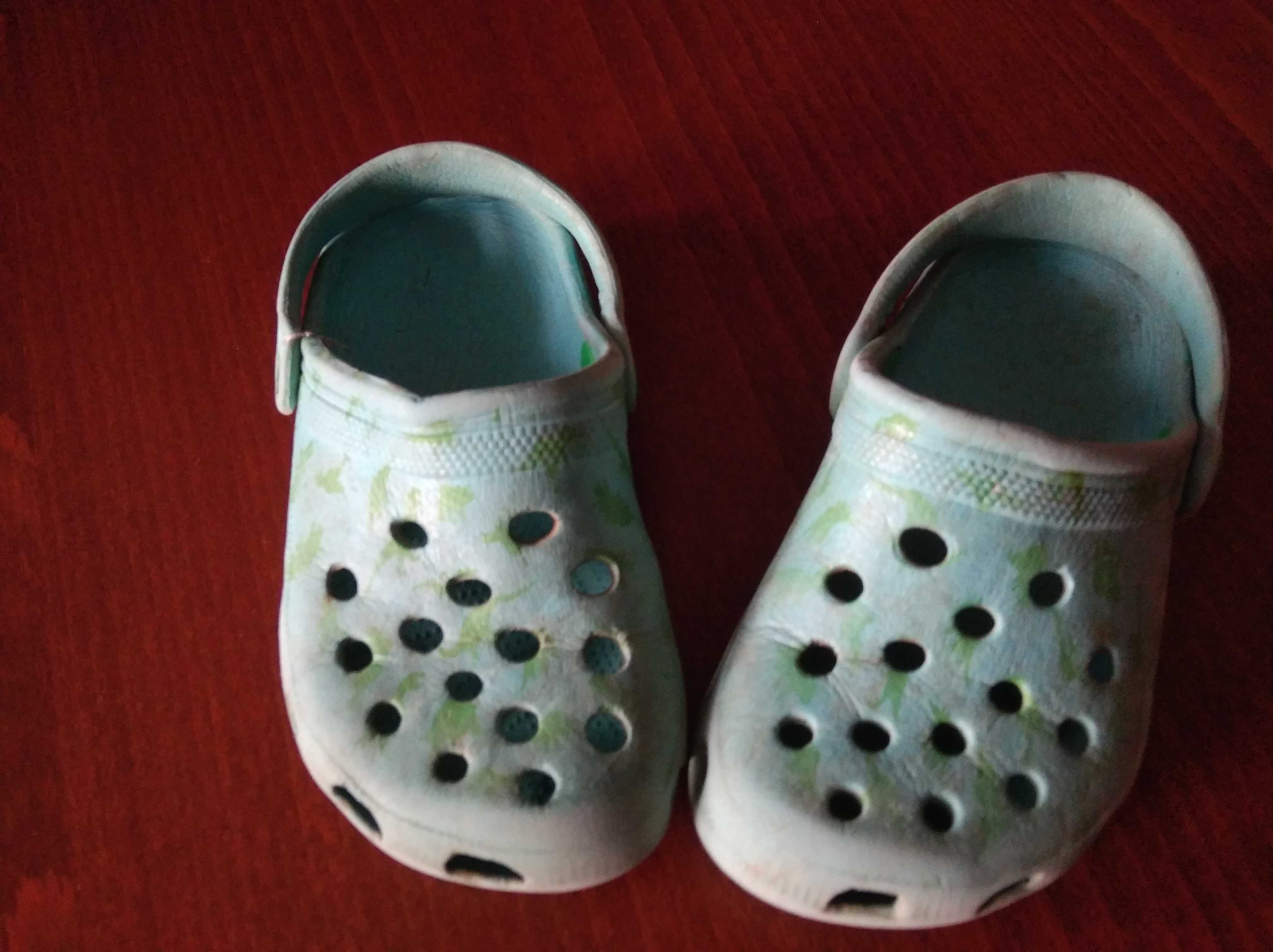 Buty klapki crocs r. 23