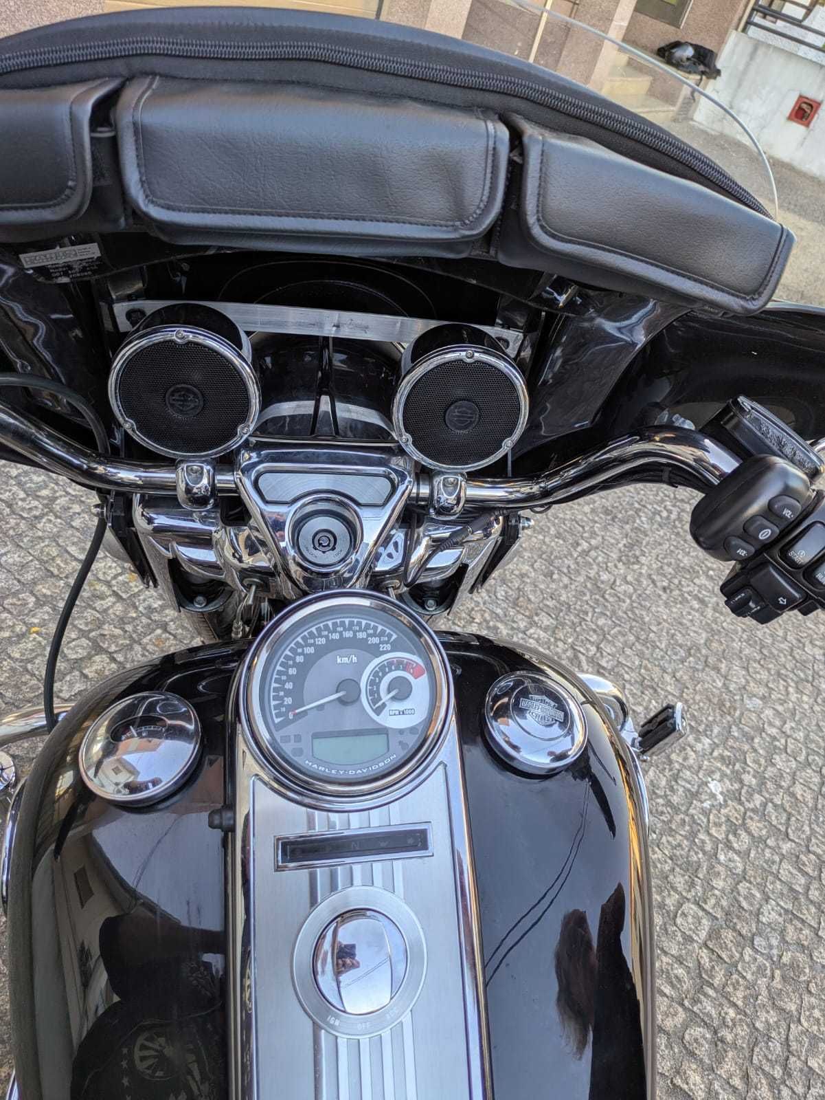 Harley Davidson - Road King Clássic