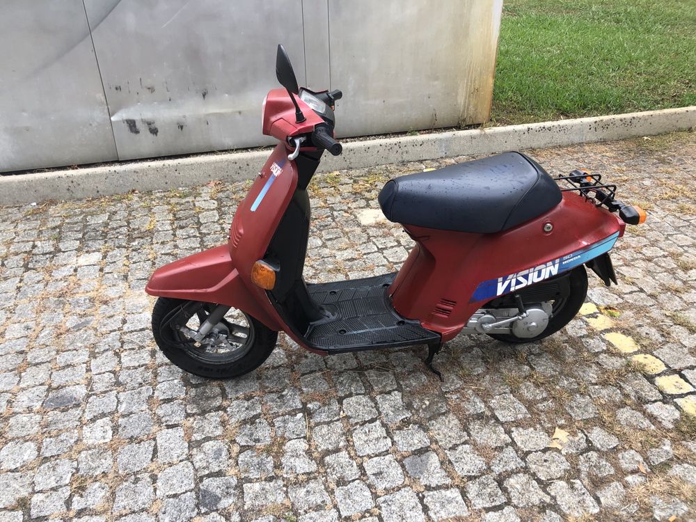 Honda Vision 50 scooter