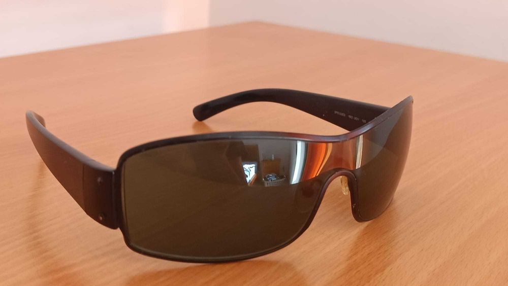 Óculos Clássicos PRADA