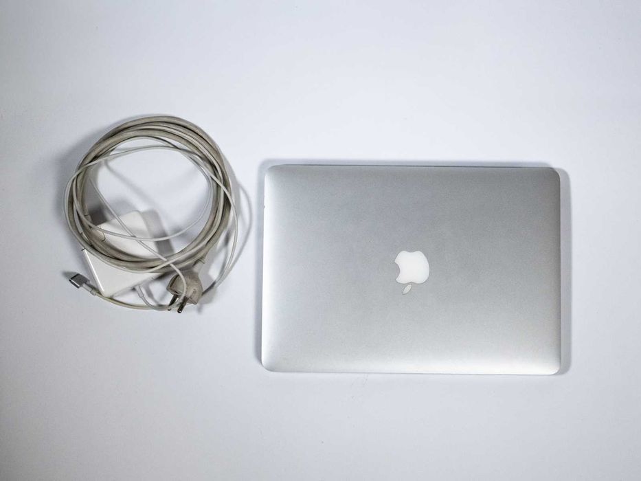 MacBook Pro 13 Retina (Late 2013) | i5, 8GB RAM | Sprawny technicznie