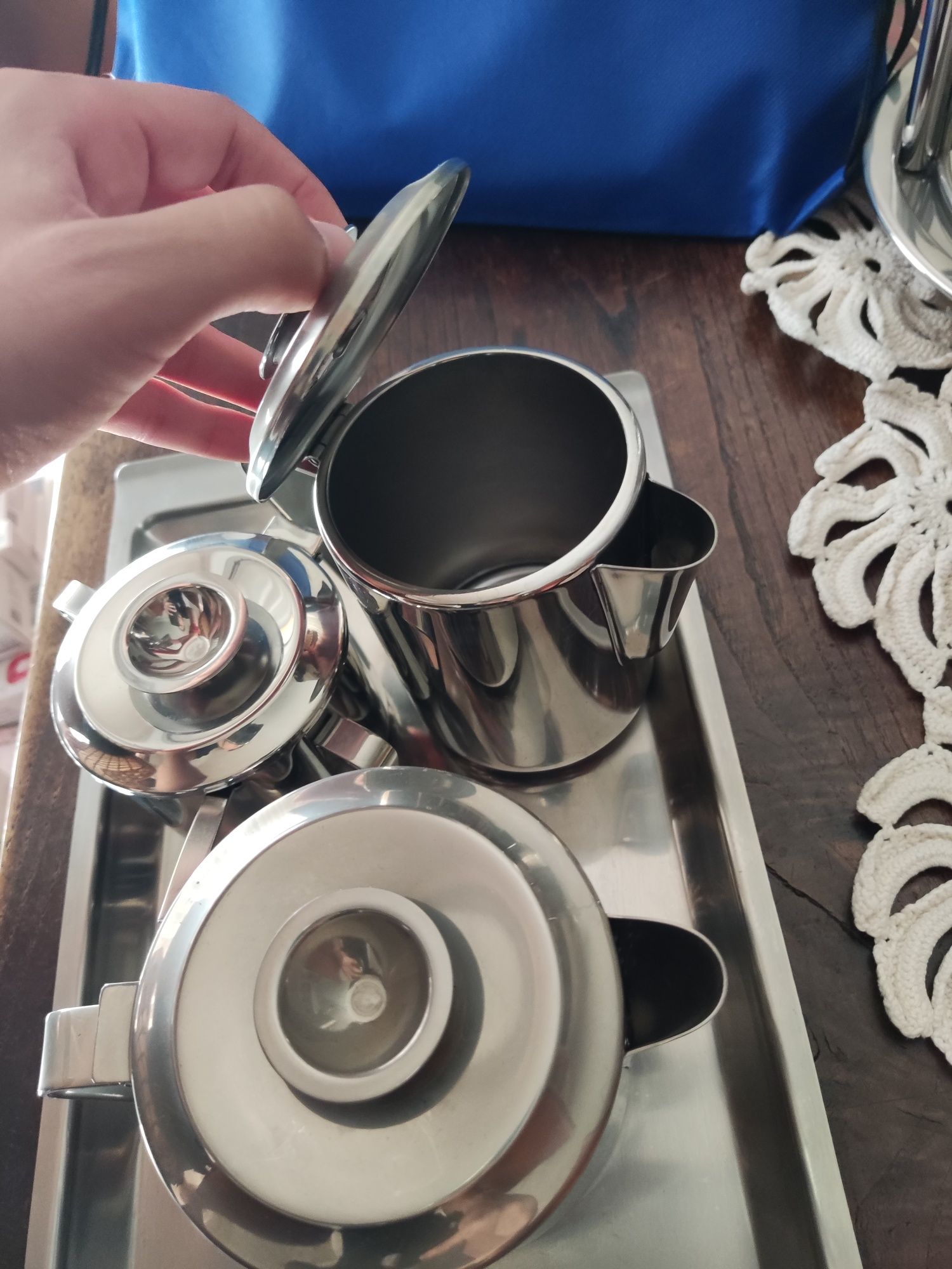 Serviço de chá (açucareiro, chá e café)