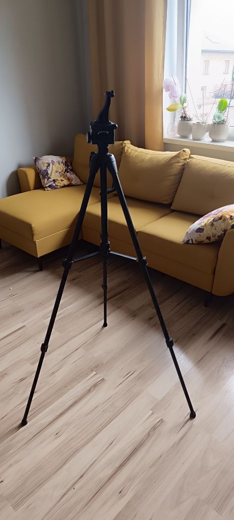 Sprzedam mocny i stabilny statyw Recam AM-57