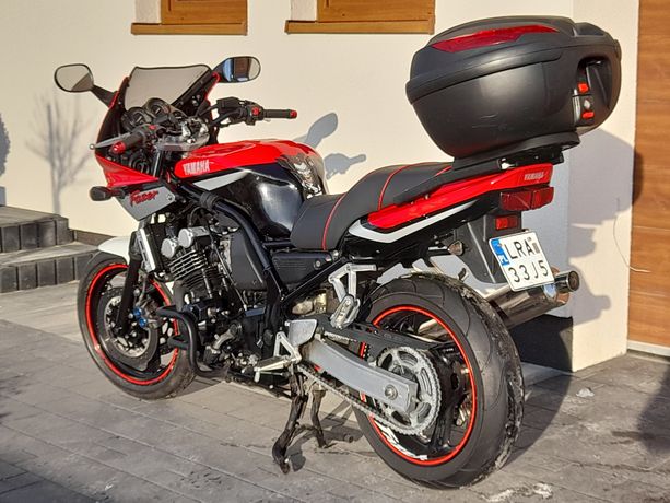 Yamaha FZS 600 FAZER Doinwestowany.