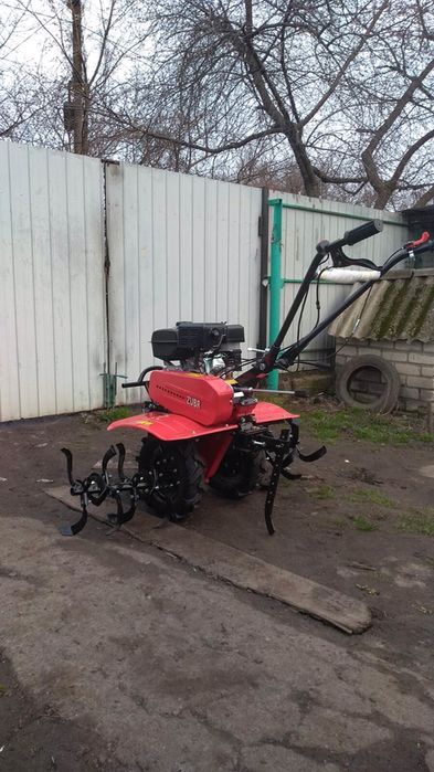 Срочно мотоблок Зубр 6,5 бензин