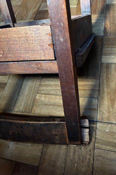 CADEIRA ALTA de estirador/ trabalho