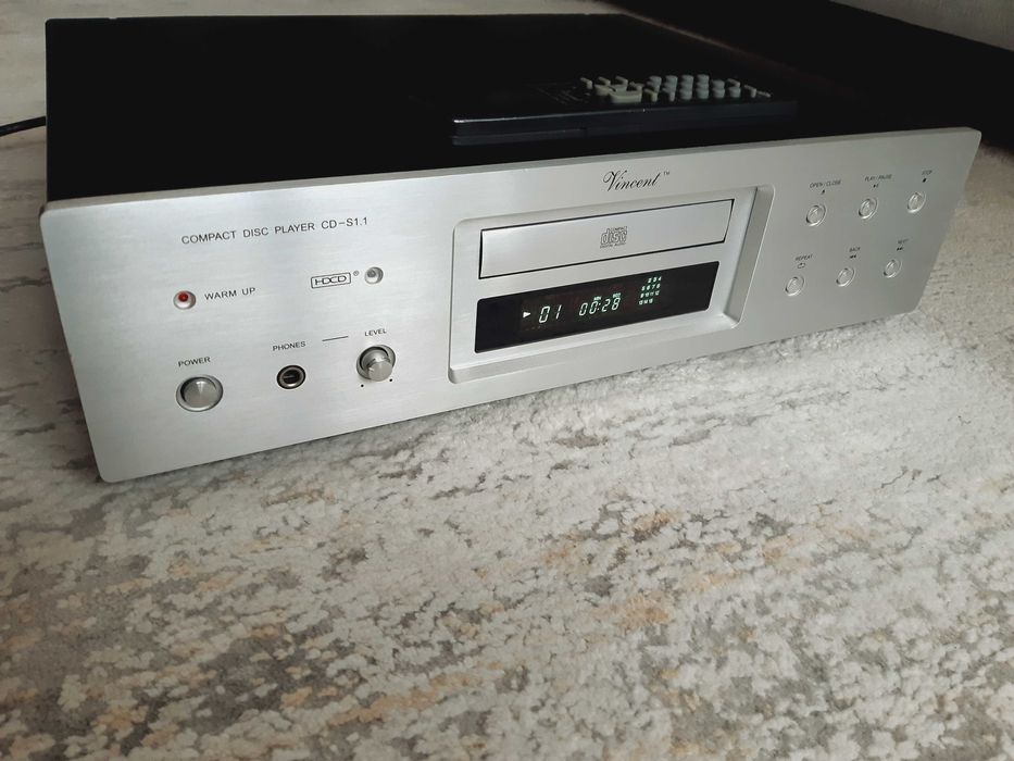 Гібридний CD програвач Vincent CD-S1.1 , XLR , лампа