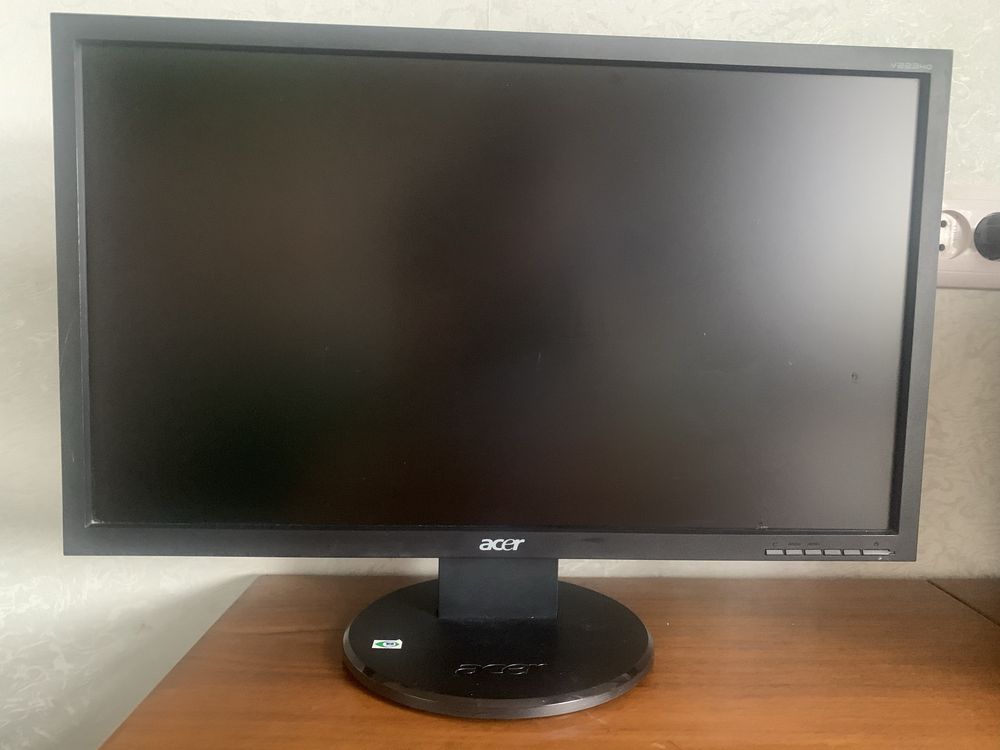 Монитор Acer V223HQ - диагональ 21,5.