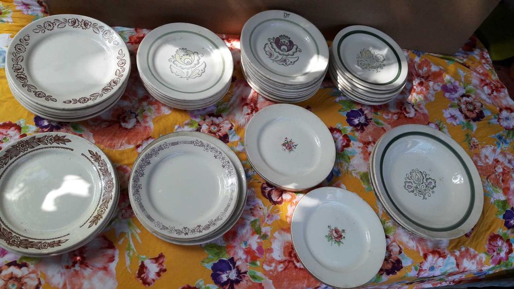 Тарілки столові радянські є45шт Тарелки столовые советские с клеймом