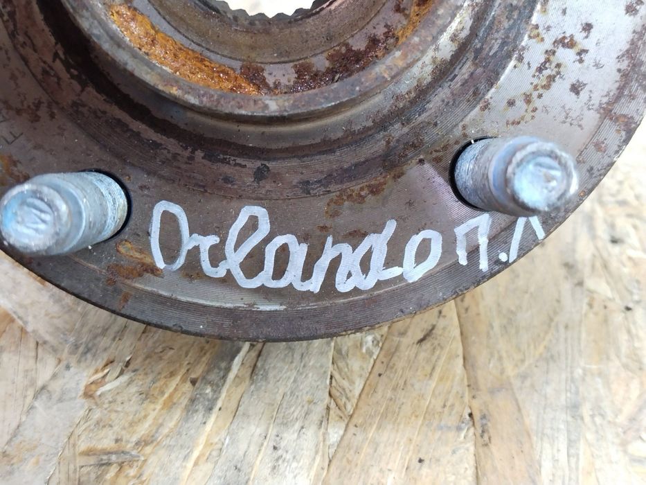 Chevrolet Orlando 10-18 Cruze J300 Astra J Ступица передняя 13502829