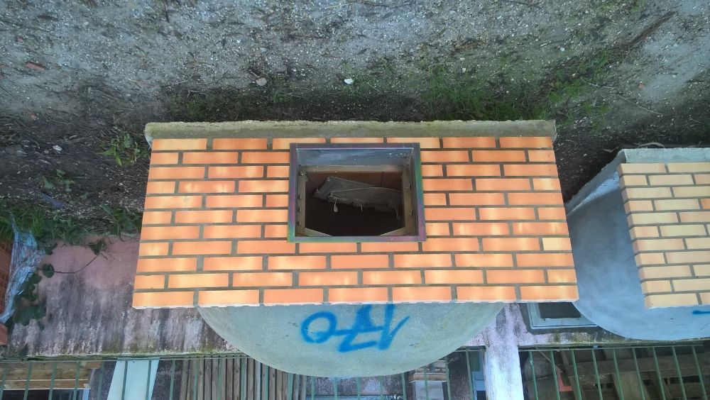 Forno a lenha de grandes dimensões