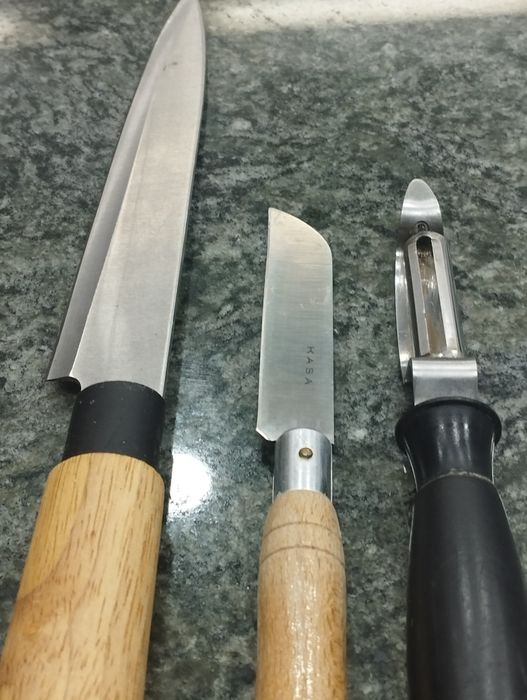 Conjunto 2 facas e 1 descascador