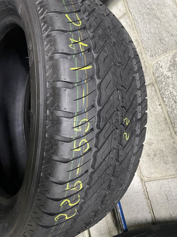 Літні шини 225/55 R17C DUNLOP