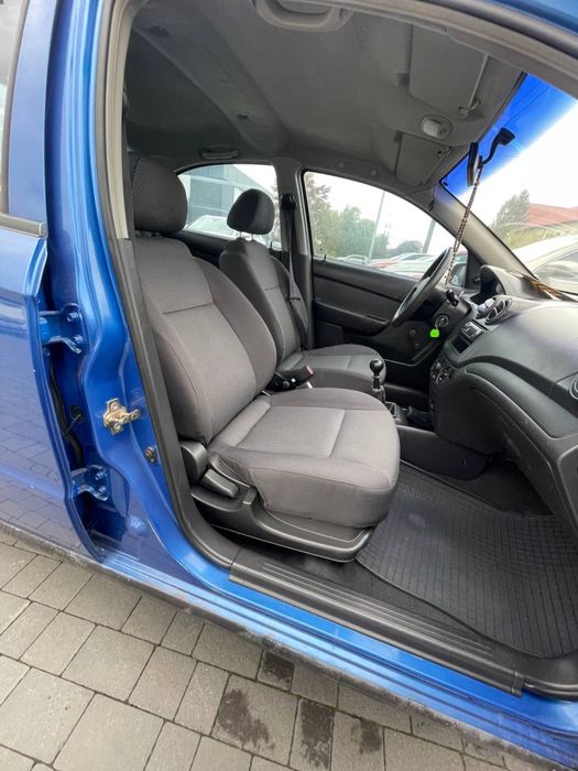 Автомобіль Chevrolet Aveo
