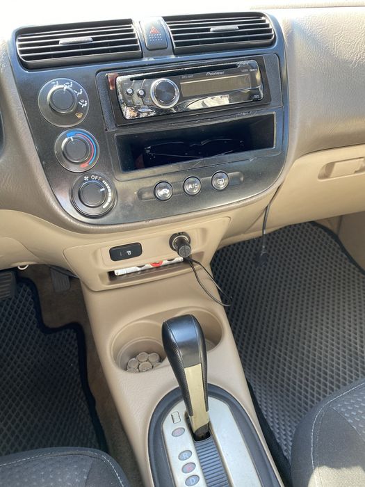 Honda civic 2001 1.7i AT( 120 к.с.)