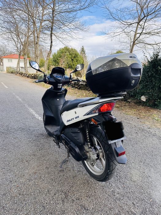 Scooter Kymco Agility 125