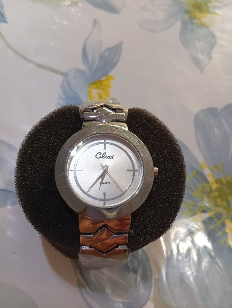 Relogio Novo para sinhora