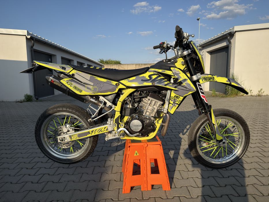 SWM RS125 R Supermoto  kat.B (a1)