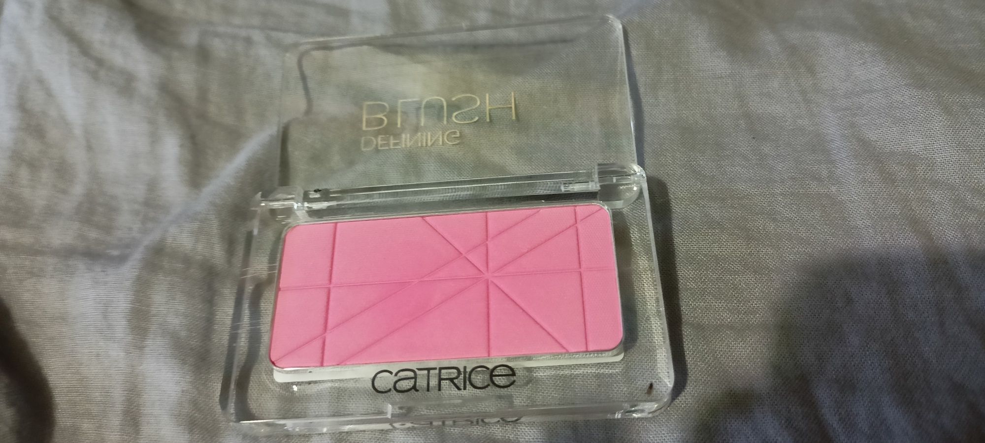Catrice defining blush 070 pinkerbell