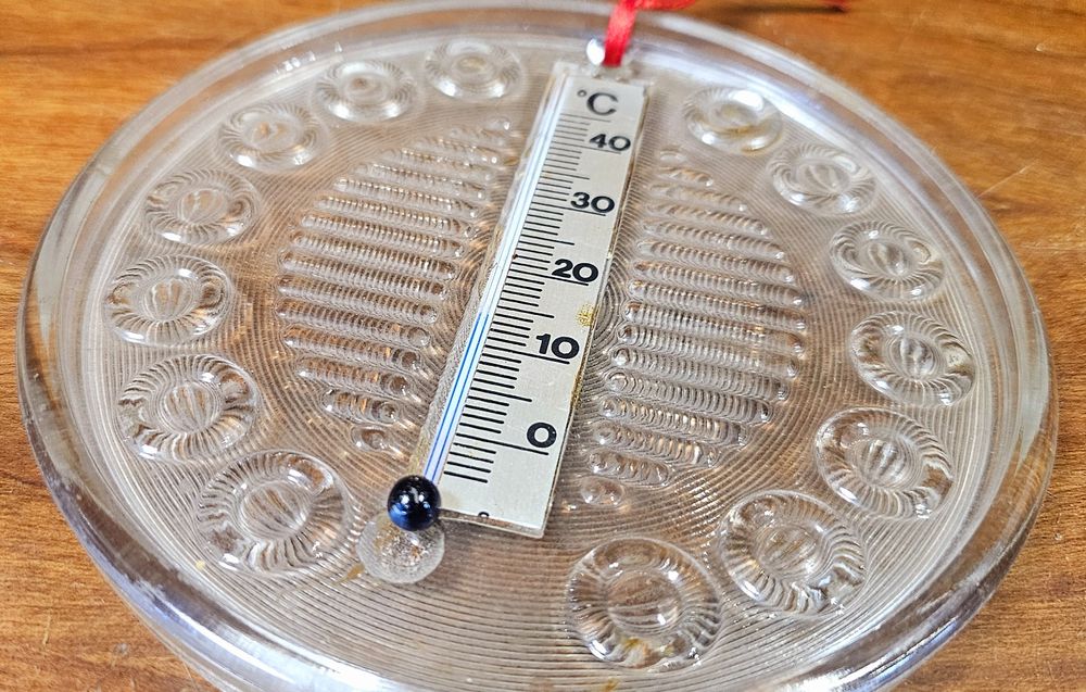 Huta Zabkowice, Drost, termometr szklany