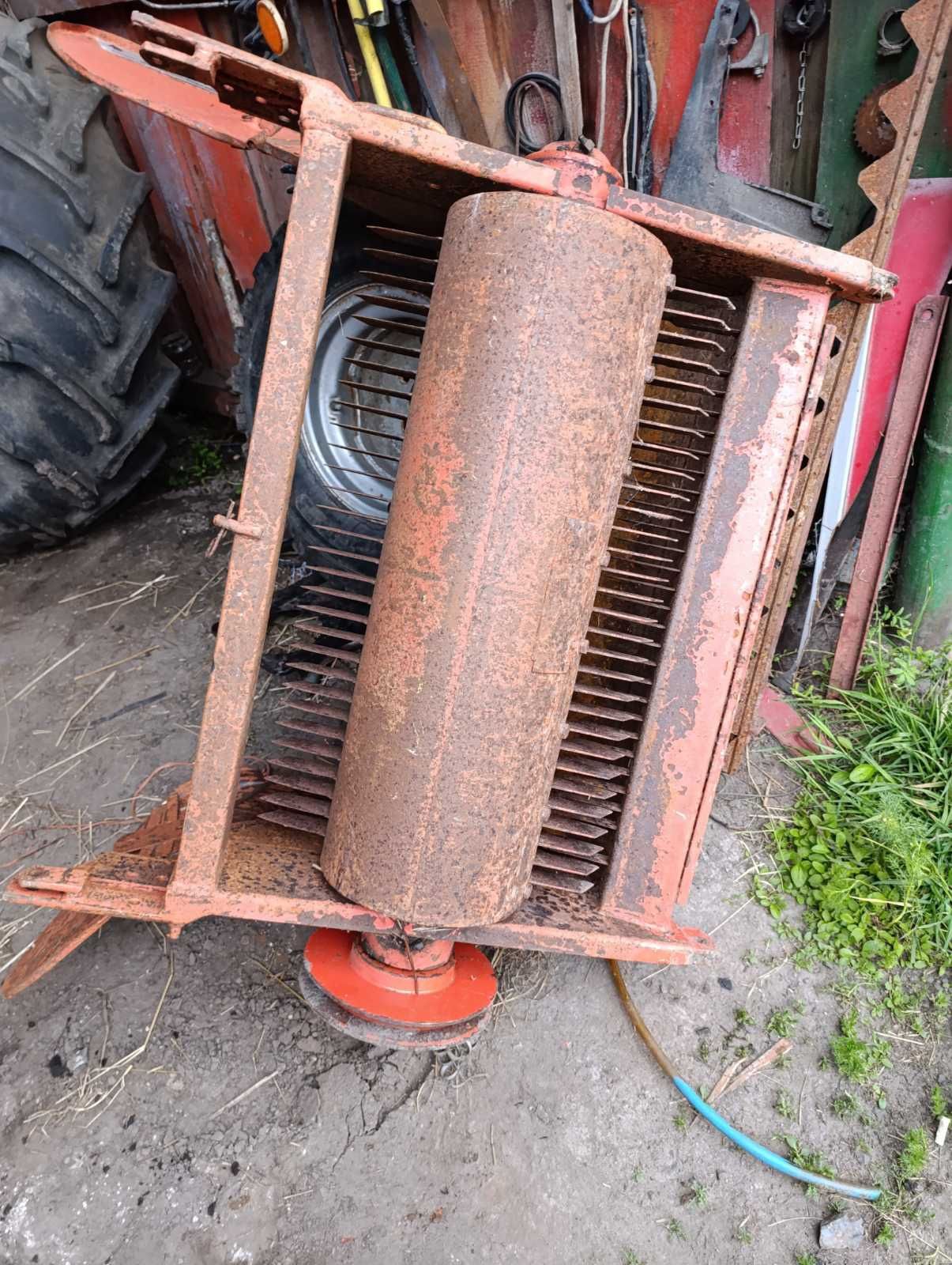 Січкарня до зерно збирального комбайна Massey Ferguson 186 187 206 240