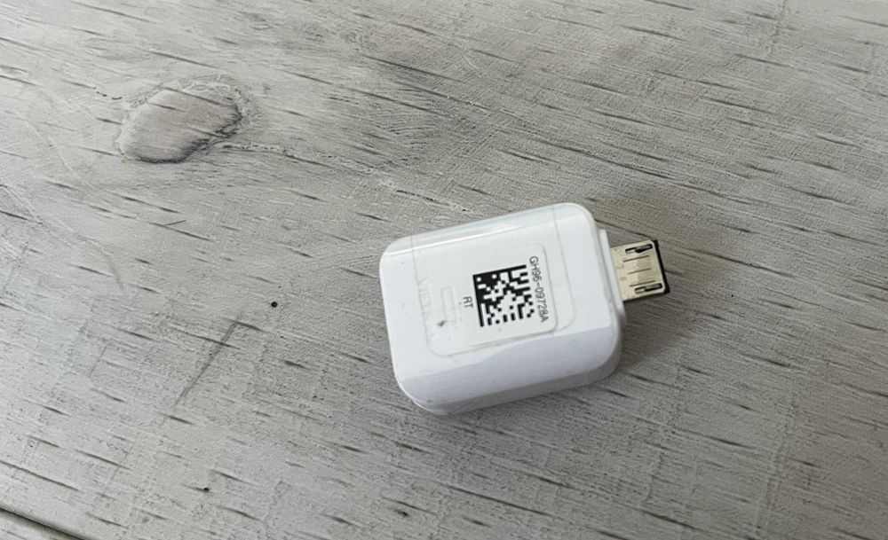 USB Adapter / Connector / przejściówka Samsung GH96 -09728A, micro USB