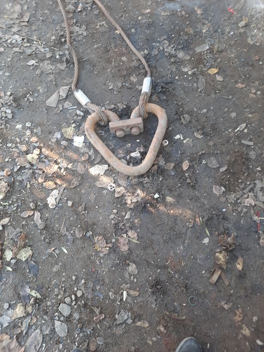 Продам металлический паук.