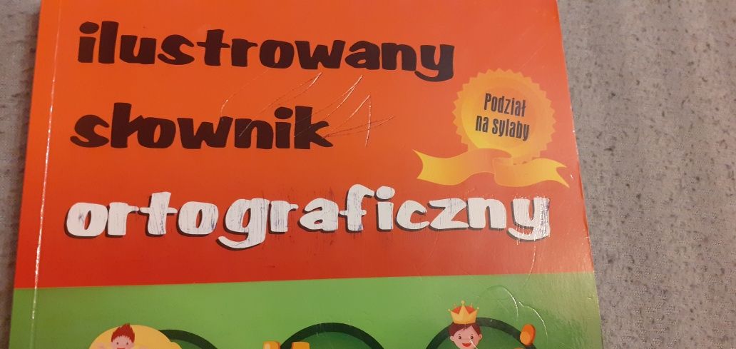 Ilustrowany slownik