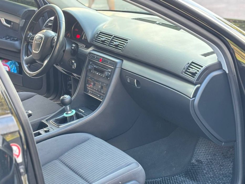 Продам Audi A4 B7 2.5 V6 TDI механіка 2005