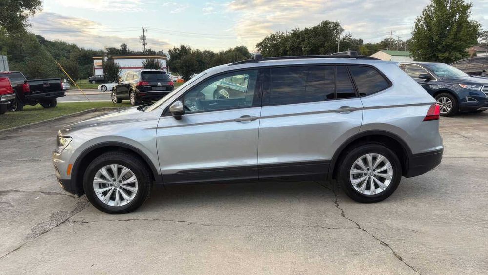 Volkswagen Tiguan S      2020