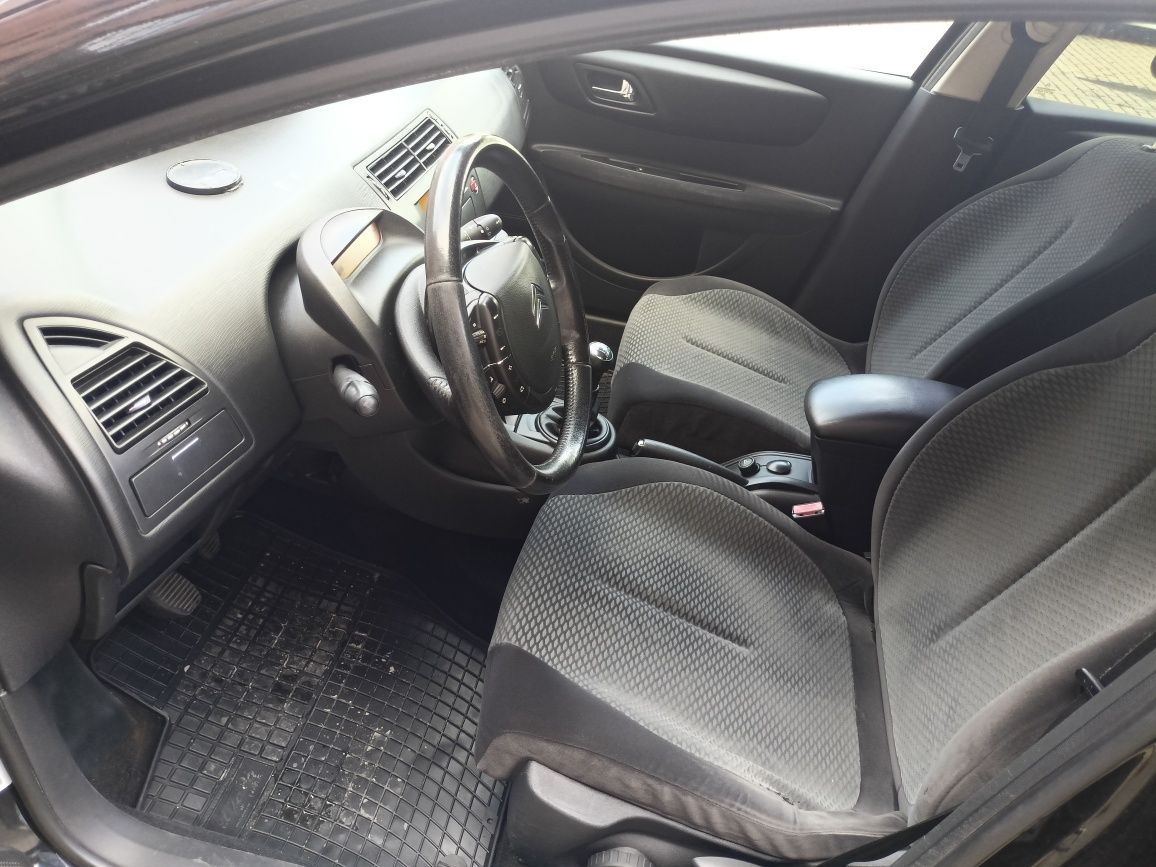 Citroen C4 2008 rok 1.6 HDi 109KM przebieg 356.000km