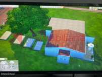Terreno com Anexo para Restaurar