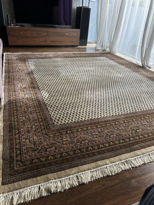 Tapete oriental indiano,em pura lã feito à mao,original,lavado.305x250