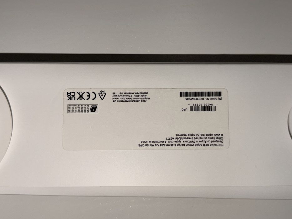 Apple Watch Series 8 • 45mm • GPS • Alumínio Meia-Noite