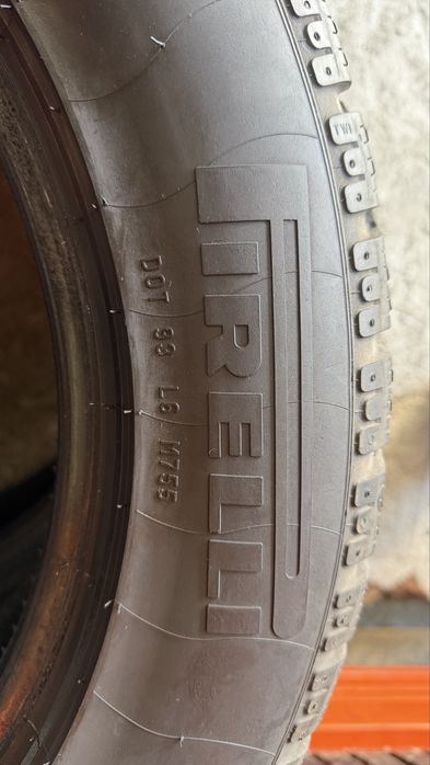 Pneus 215/60r17 Pirelli SottoZero com 75% de piso