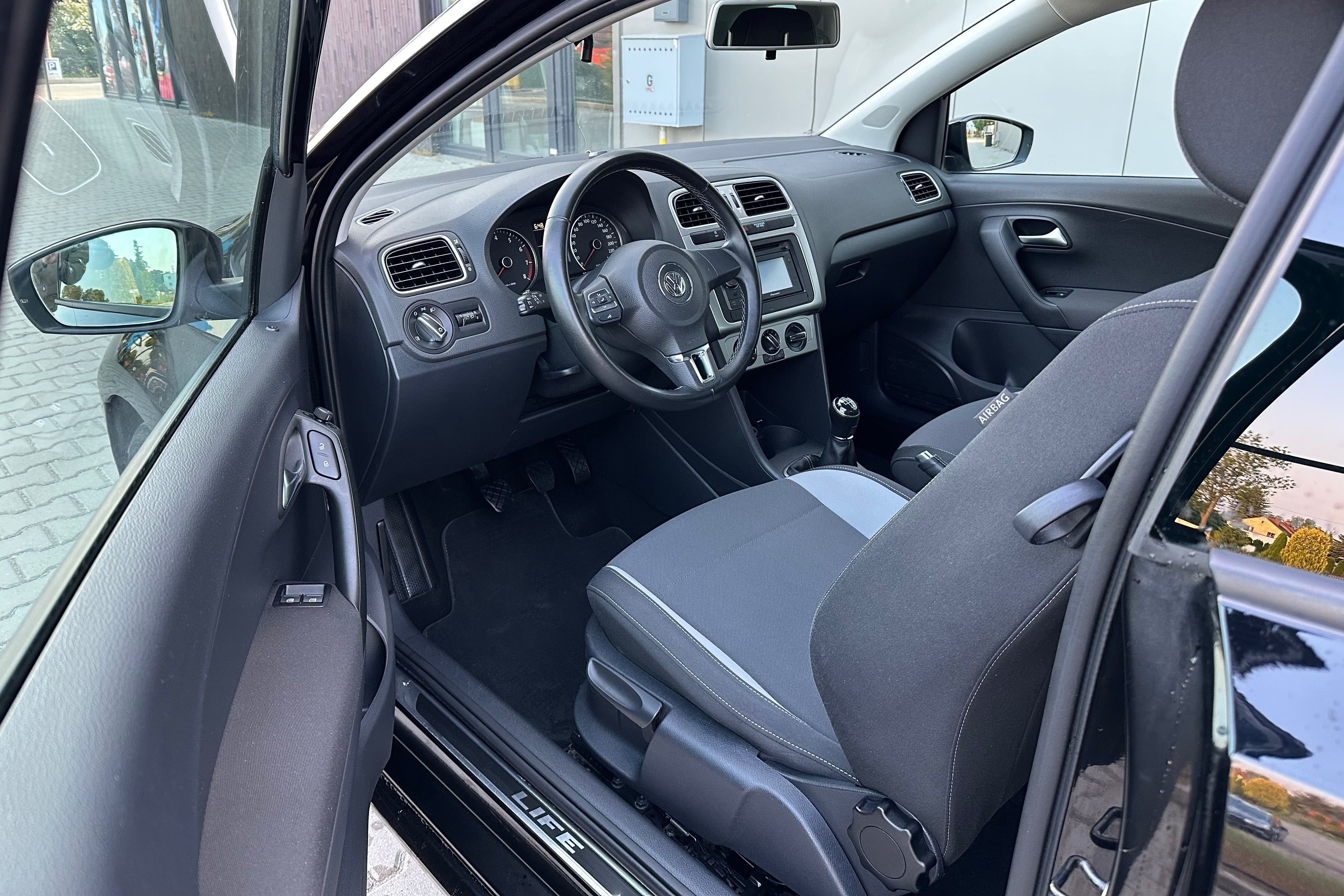 Volkswagen Polo Life 1.2 benzyna Top Oferta