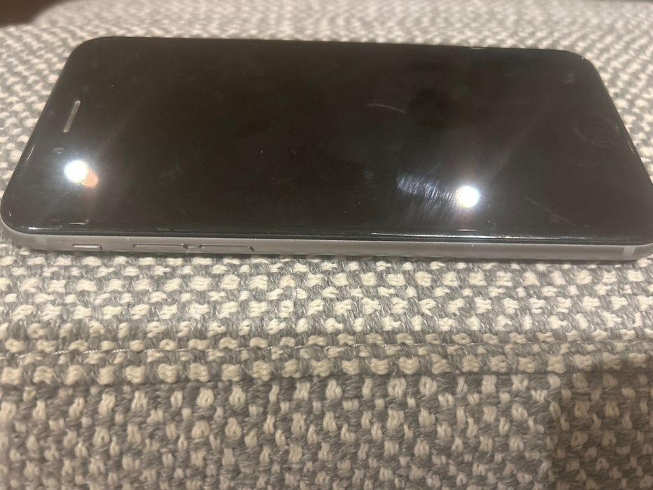iPhone 6 cinza metalizado