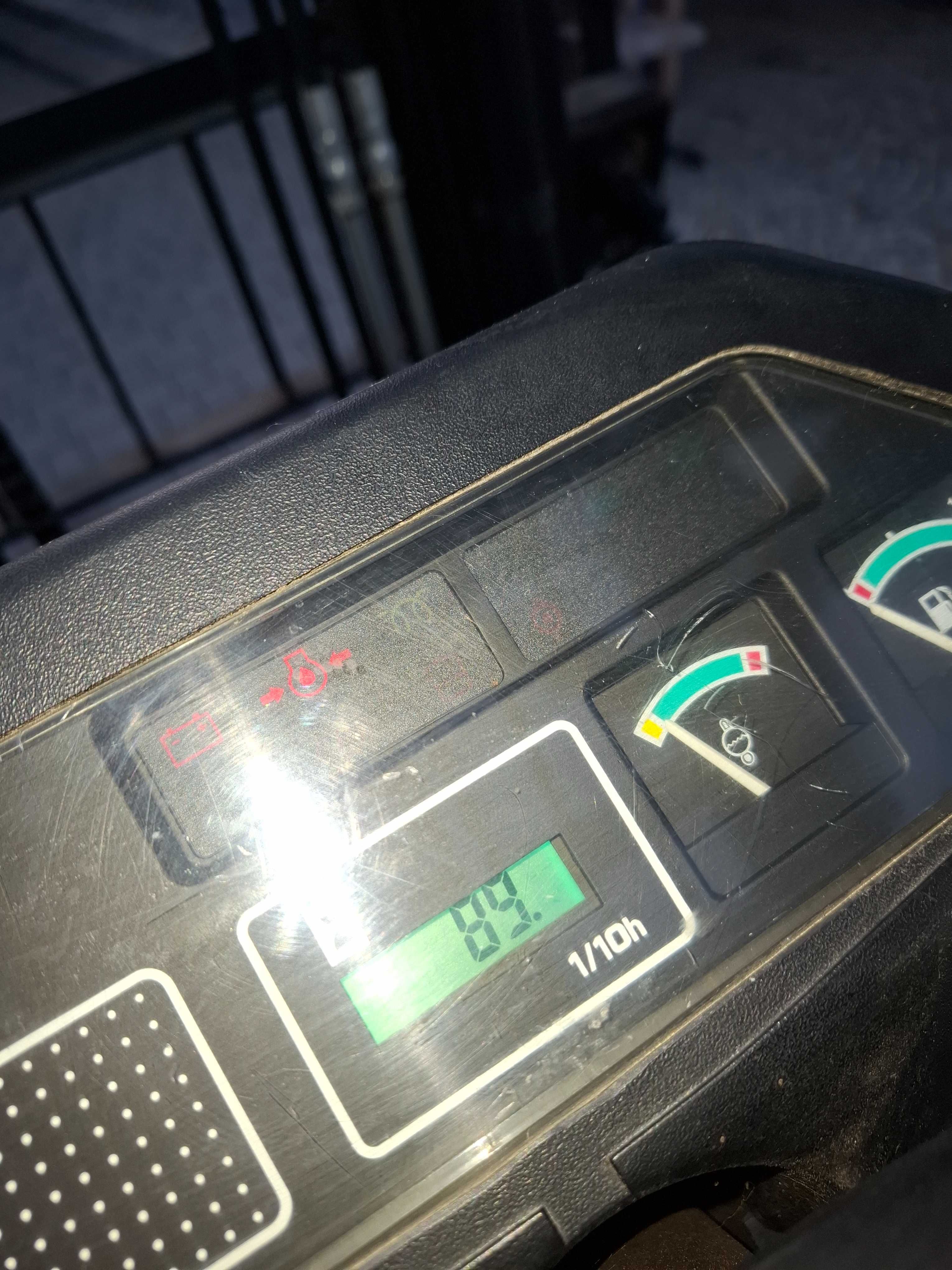 Wózek widłowy HANGCHA 2,0T MODEL CPQD20N-RW21Y benzyna/gaz