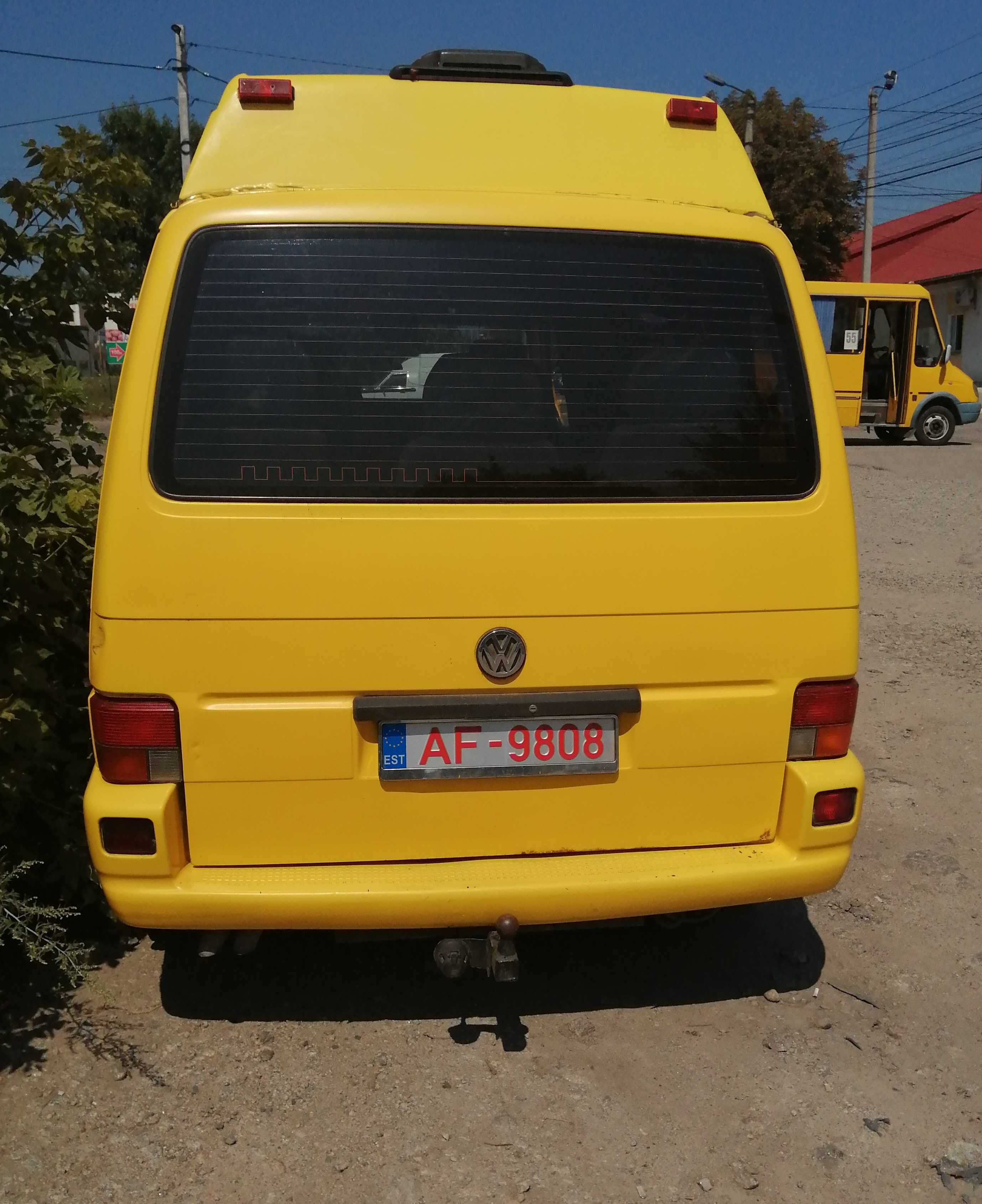 микроавтобус Volkswagen T4