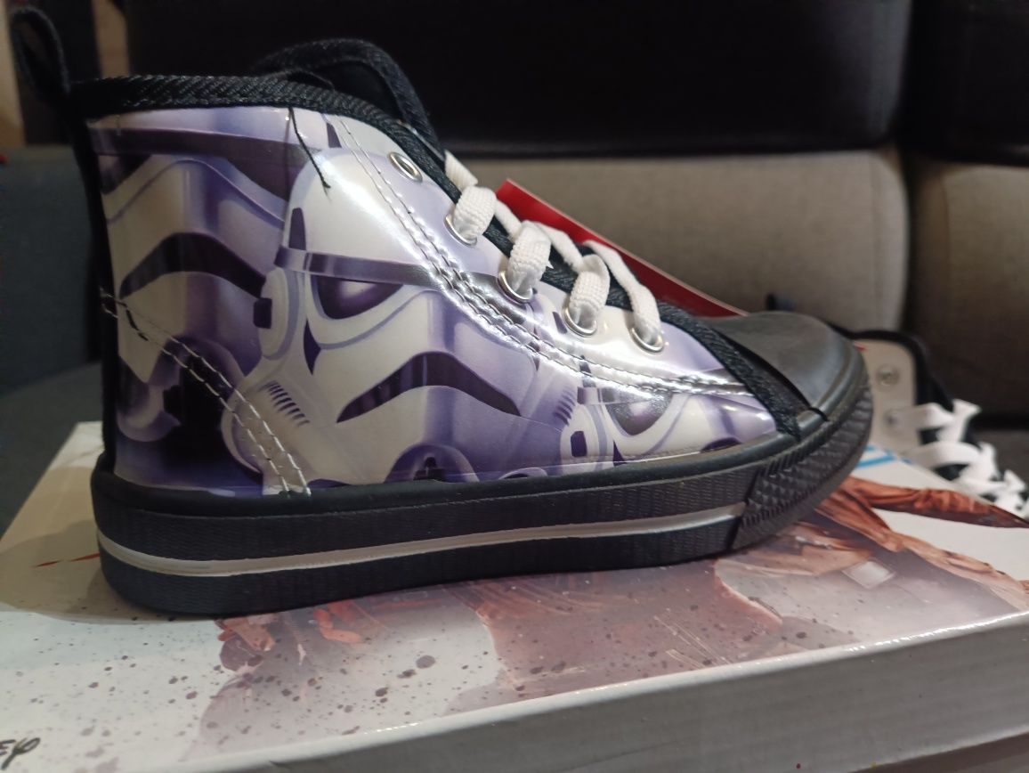 Buty STAR WARS - dziecięce nowe