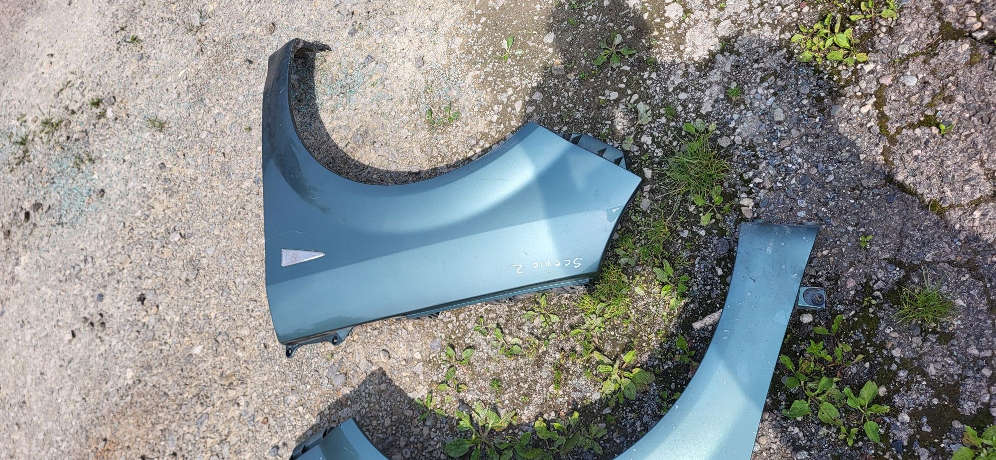 Renault Scenic 2  Błotnik Lewy Lub Prawy TED97  lampa Zderzak   Drzwi