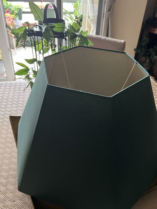 Abajur hexagonal de 50 cm