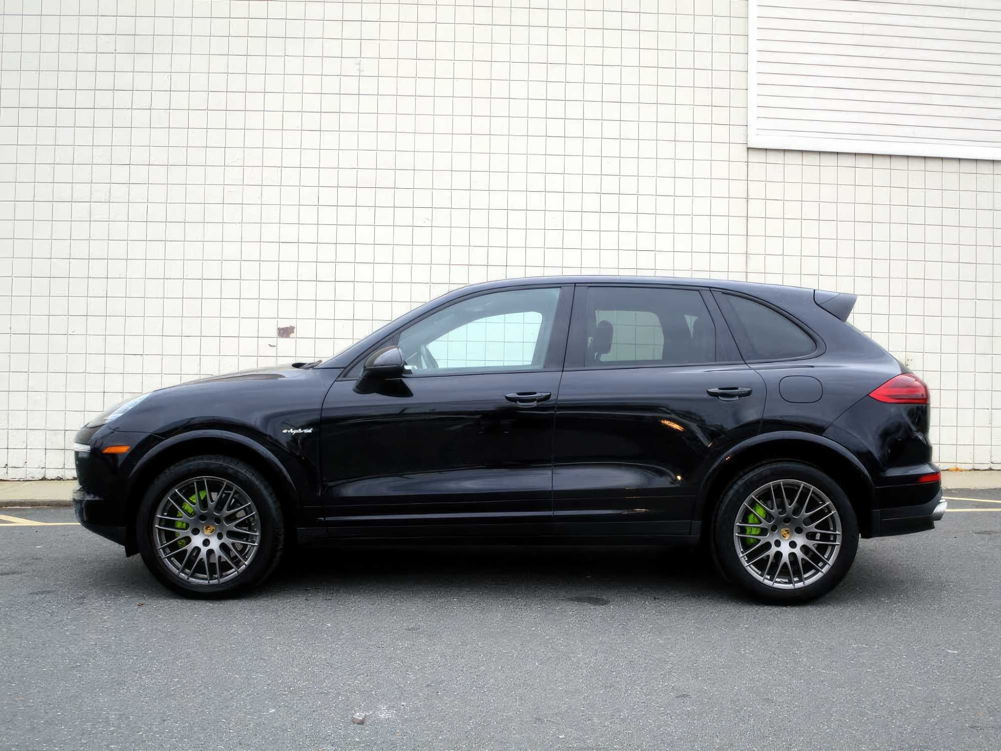 2018 Porsche Cayenne E-Hybrid S Turbo