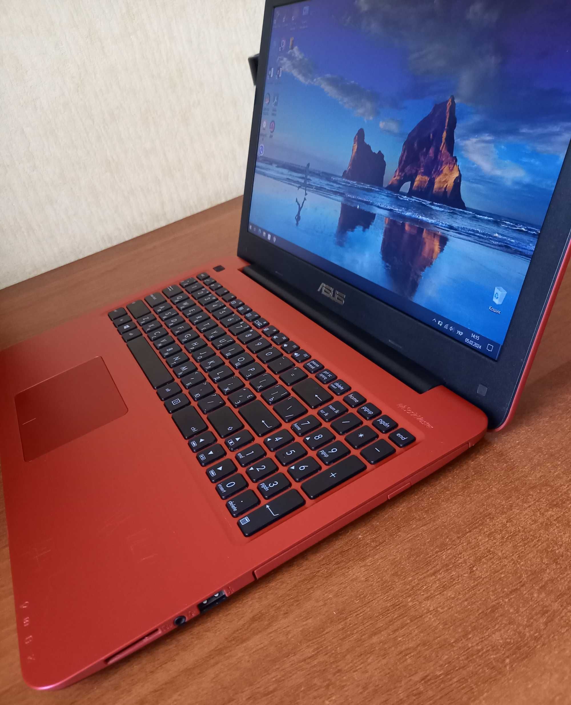 Asus x556 vivobook
