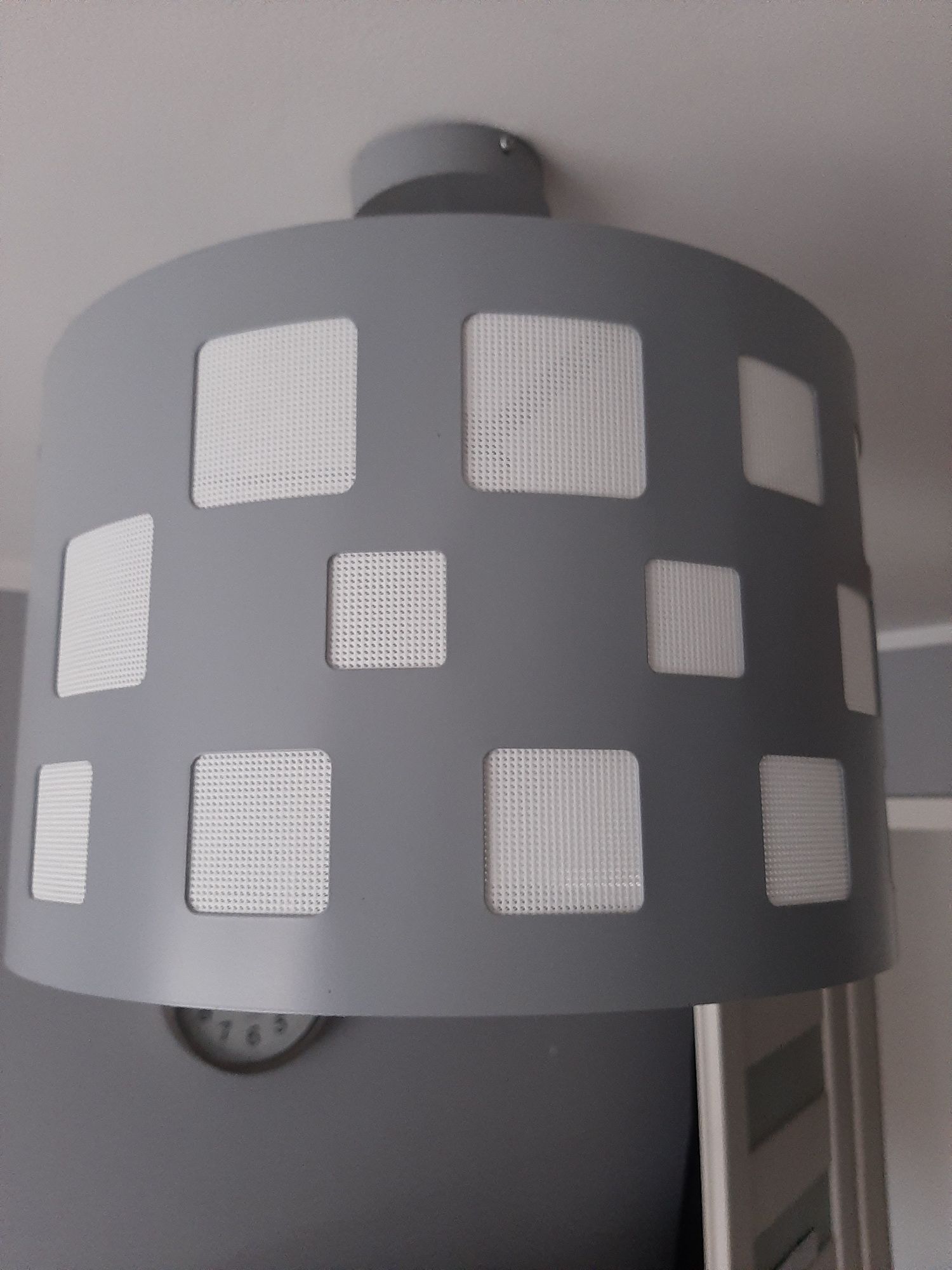 Lampa sufitowa metalowa plus obrazki