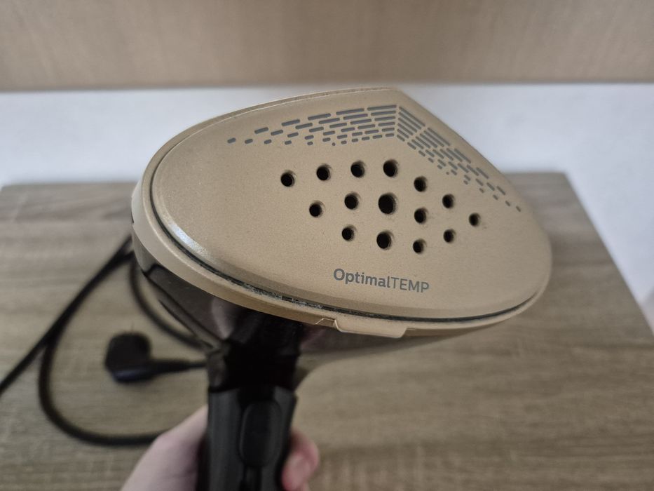 Отпариватель ручной Philips 7000 sth7060