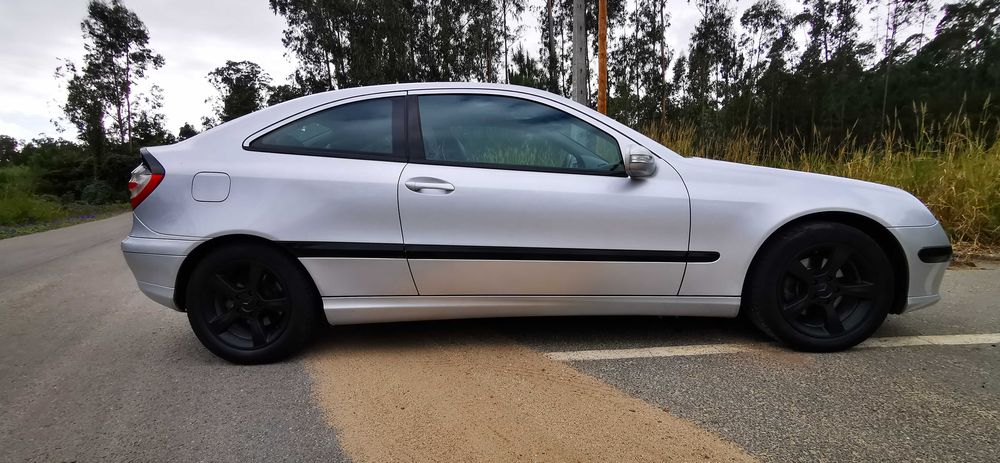 Mercedes-Benz C180 Sport Coupé Kompressor Classic Aut