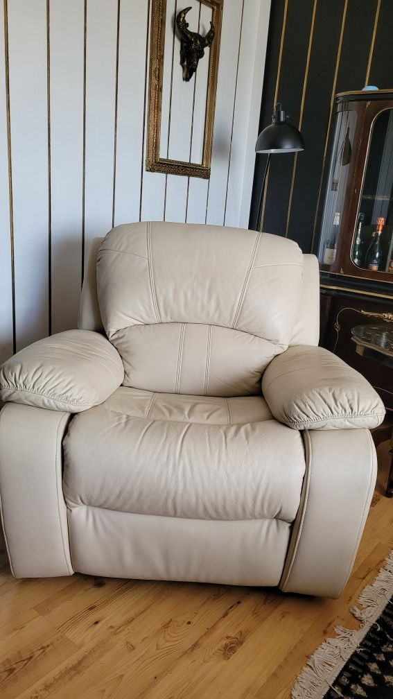 Sofa  relax agata meble skóra 2650 zł  zestaw z fotelem 3500 zł