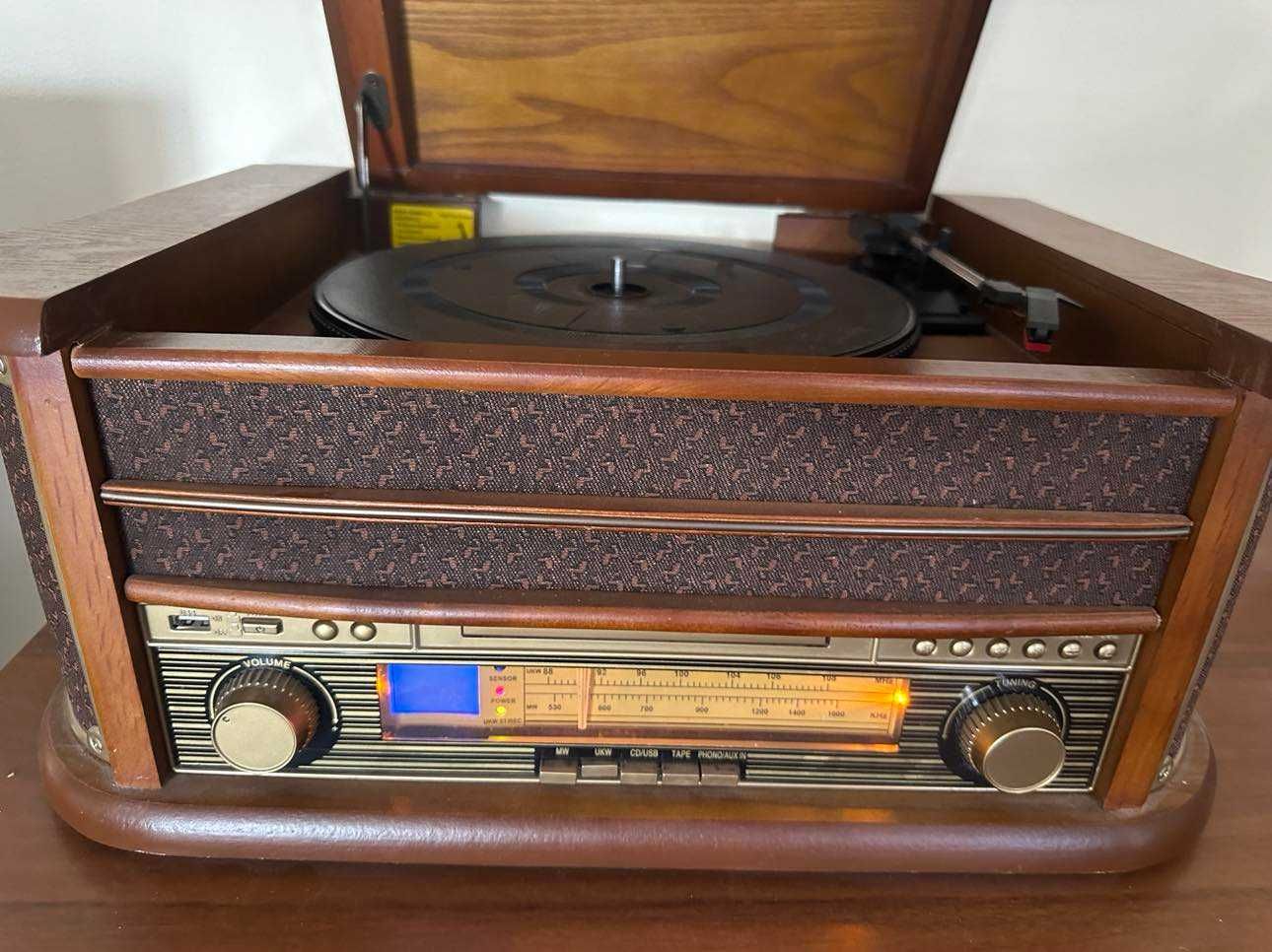 Wieża STEREO RETRO Gramofon, CD, Radio, M.Kasetowy